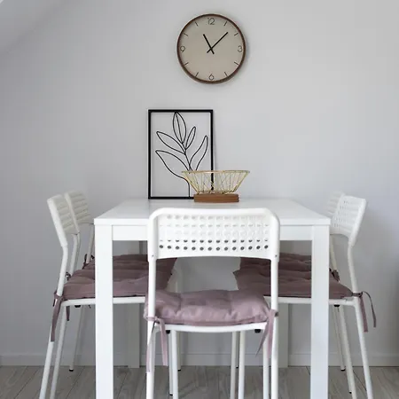 Nap Jachtowa Pod Lasem Apartment *