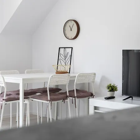 Nap Jachtowa Pod Lasem Apartment