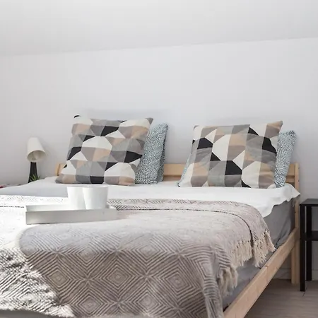 Nap Jachtowa Pod Lasem Apartment *